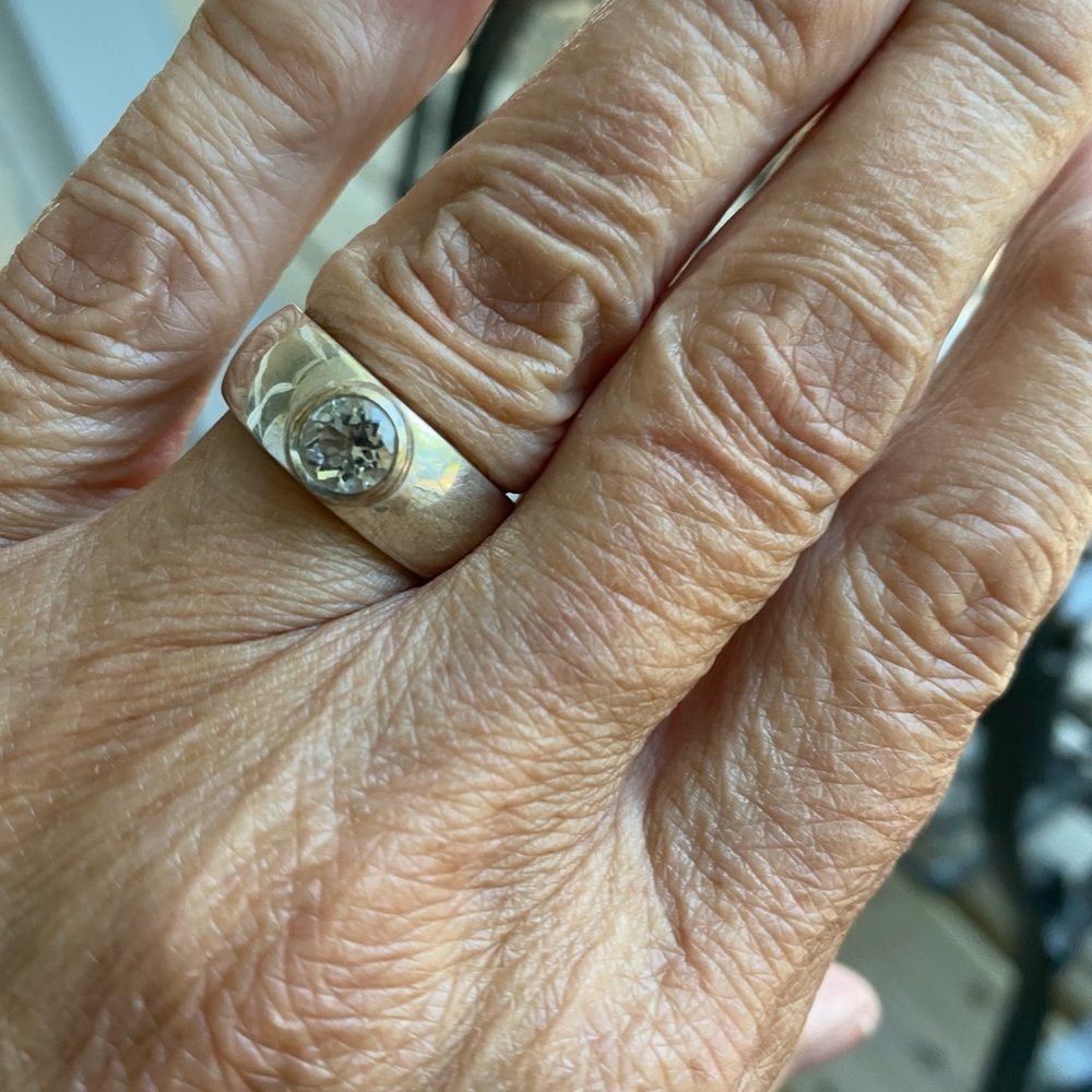 Elegant Silver Ring with White Shappire cigar band